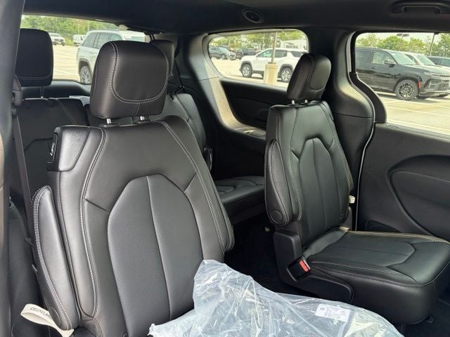 2027 Chrysler Pacifica PACIFICA LX
