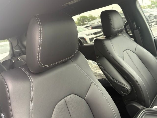 2027 Chrysler Pacifica PACIFICA LX