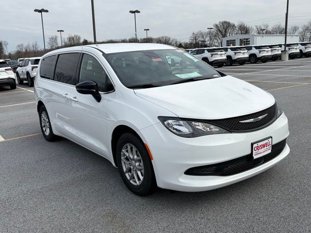 2026 Chrysler Voyager VOYAGER LX