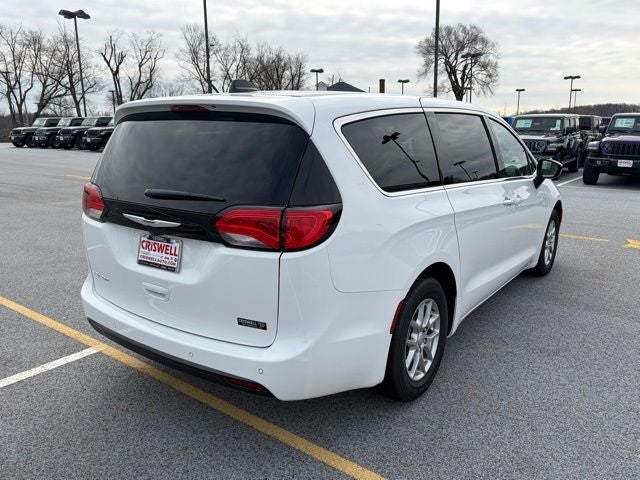 2026 Chrysler Voyager VOYAGER LX