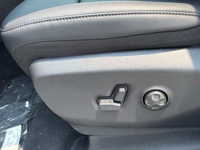 2027 Chrysler Pacifica PACIFICA LX