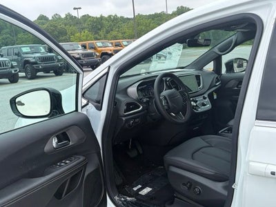 2027 Chrysler Pacifica PACIFICA LX