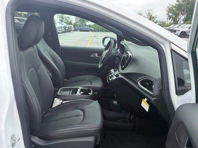 2027 Chrysler Pacifica PACIFICA LX