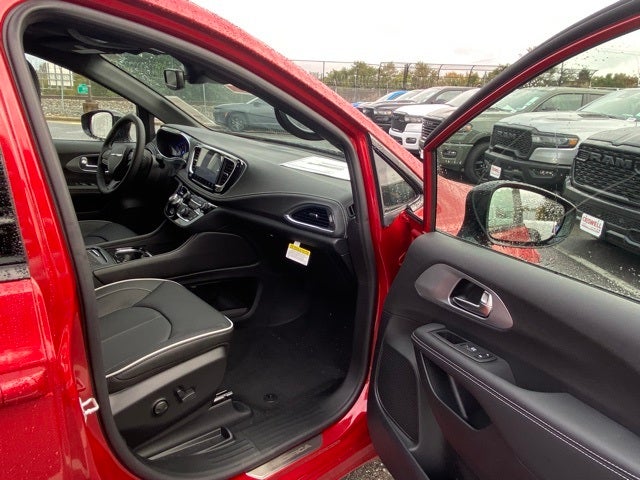 2026 Chrysler Pacifica PACIFICA LIMITED