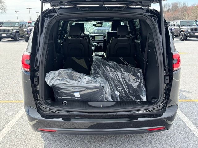 2026 Chrysler Pacifica PACIFICA LIMITED