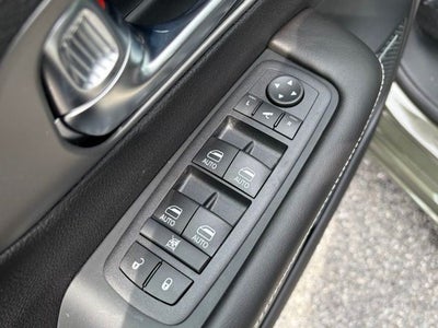 2027 Chrysler Pacifica PACIFICA LIMITED