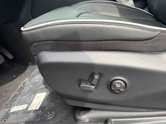 2027 Chrysler Pacifica PACIFICA LIMITED