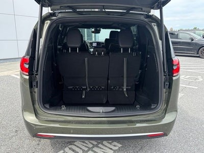 2027 Chrysler Pacifica PACIFICA LIMITED