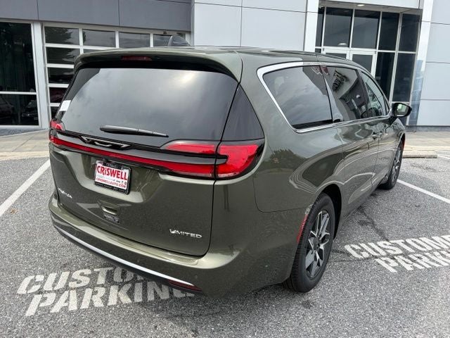 2027 Chrysler Pacifica PACIFICA LIMITED