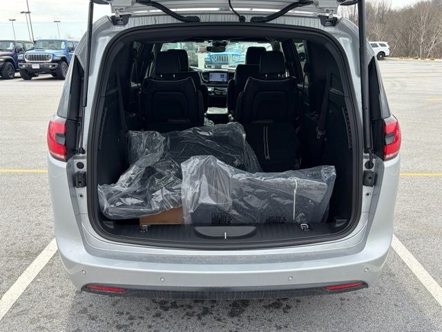 2026 Chrysler Pacifica PACIFICA LIMITED