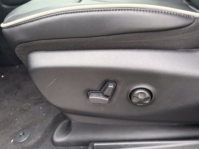 2027 Chrysler Pacifica PACIFICA LIMITED