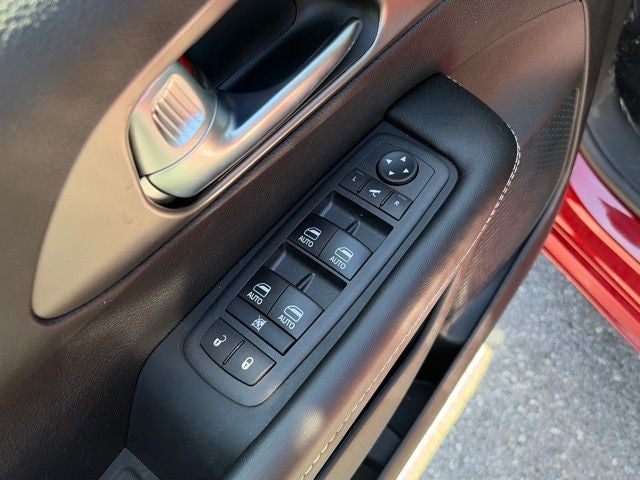 2027 Chrysler Pacifica PACIFICA LIMITED
