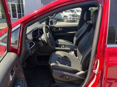 2027 Chrysler Pacifica PACIFICA LIMITED