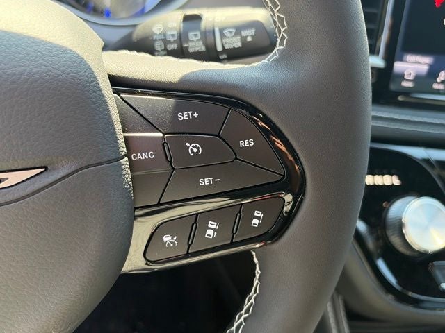 2027 Chrysler Pacifica PACIFICA LIMITED
