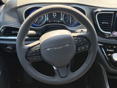 2027 Chrysler Pacifica PACIFICA LIMITED
