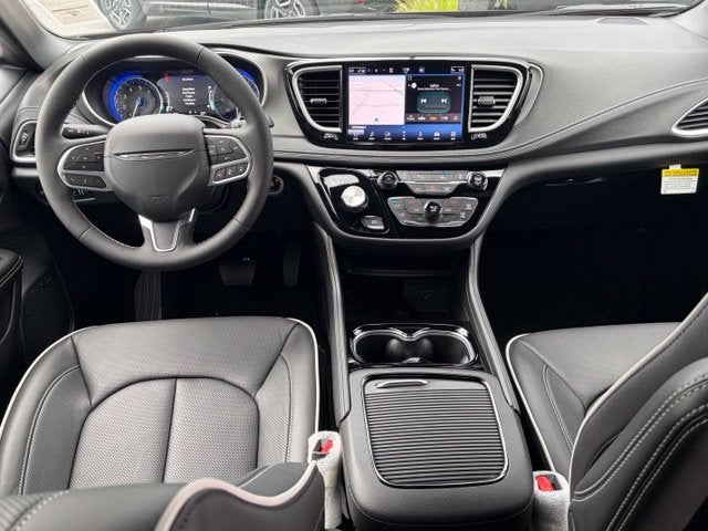 2027 Chrysler Pacifica PACIFICA LIMITED
