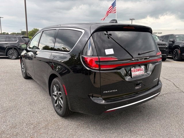 2027 Chrysler Pacifica PACIFICA LIMITED