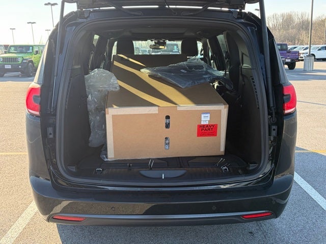 2026 Chrysler Pacifica PACIFICA SELECT AWD