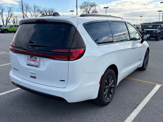 2026 Chrysler Pacifica PACIFICA SELECT AWD