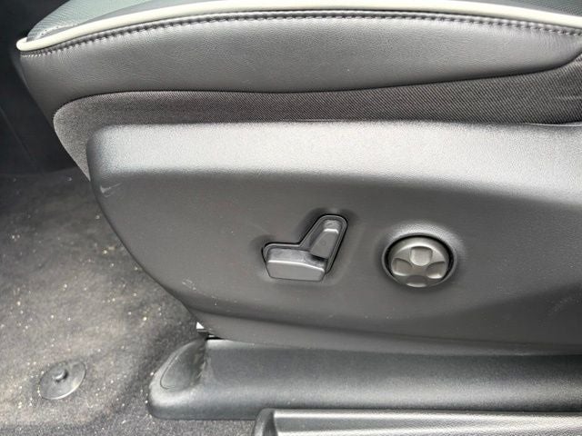 2027 Chrysler Pacifica PACIFICA LIMITED AWD