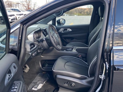 2026 Chrysler Pacifica PACIFICA LIMITED AWD