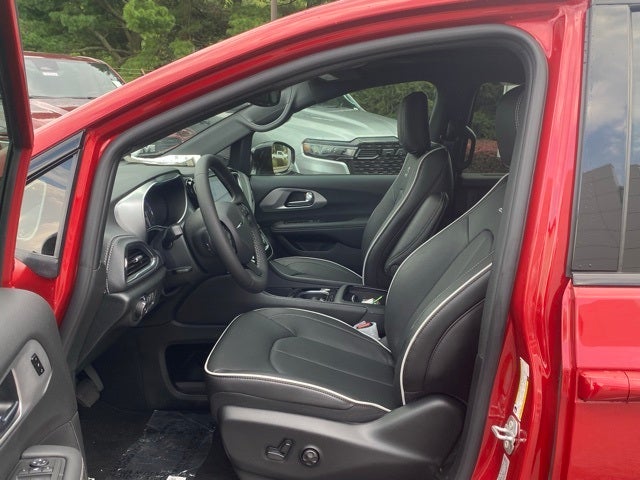 2026 Chrysler Pacifica PACIFICA LIMITED AWD