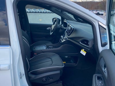 2026 Chrysler Pacifica PACIFICA LIMITED AWD