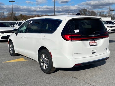 2026 Chrysler Pacifica PACIFICA LIMITED AWD