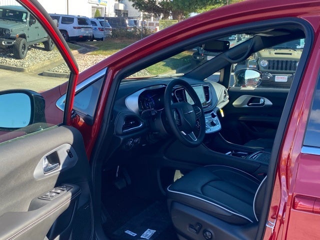 2026 Chrysler Pacifica PACIFICA LIMITED AWD