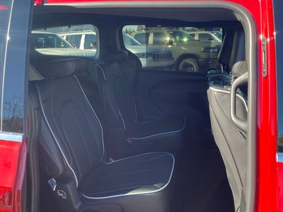 2026 Chrysler Pacifica PACIFICA LIMITED AWD