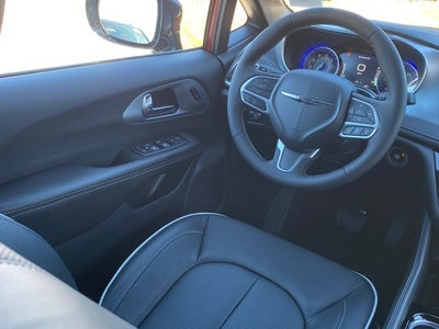 2026 Chrysler Pacifica PACIFICA LIMITED AWD