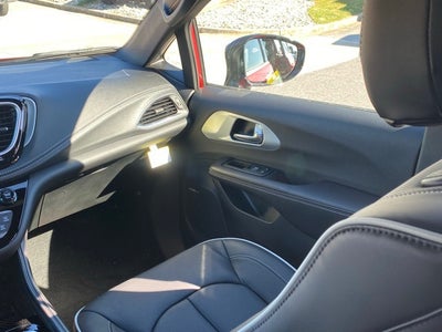 2026 Chrysler Pacifica PACIFICA LIMITED AWD