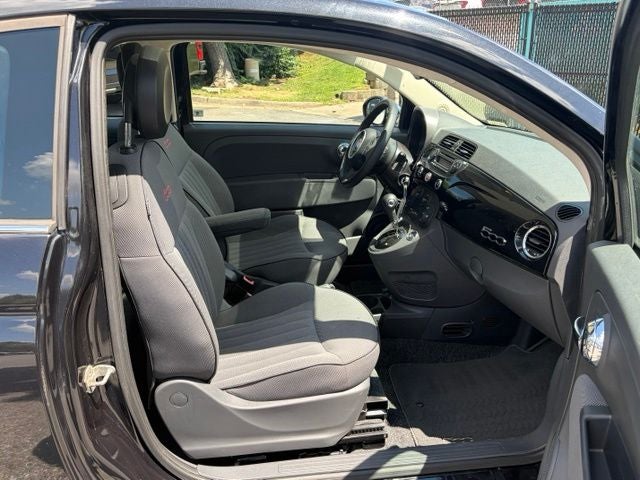 2012 FIAT 500 Lounge