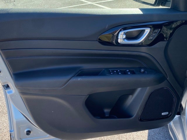 2025 Jeep Compass COMPASS LIMITED 4X4