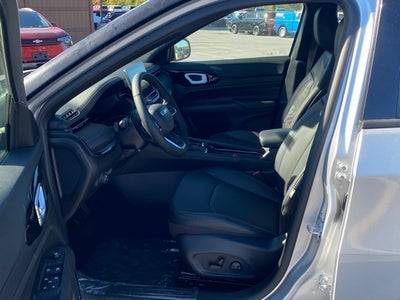 2025 Jeep Compass COMPASS LIMITED 4X4