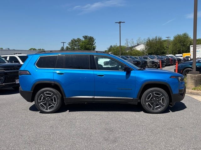 2026 Jeep Cherokee CHEROKEE LAREDO 4X4