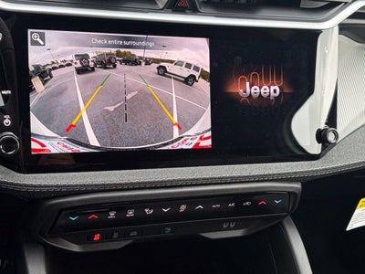 2026 Jeep Cherokee CHEROKEE LAREDO 4X4