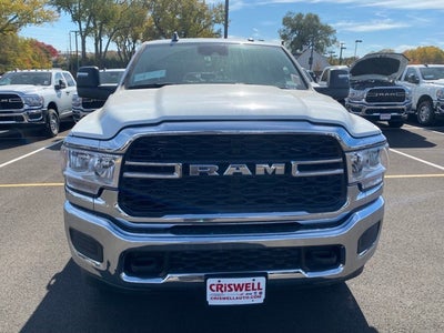 2023 RAM Ram 3500 RAM 3500 TRADESMAN CREW CAB 4X4 6'4' BOX