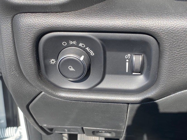 2023 RAM Ram 3500 RAM 3500 TRADESMAN CREW CAB 4X4 6'4' BOX