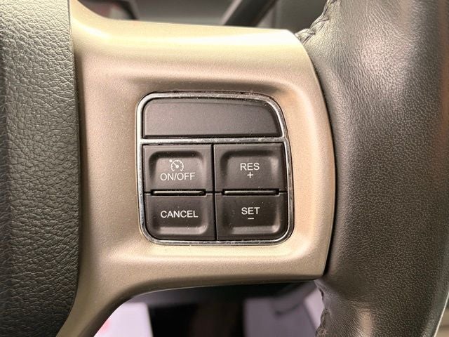 2017 RAM 3500 Laramie Crew Cab 4x4 6'4' Box