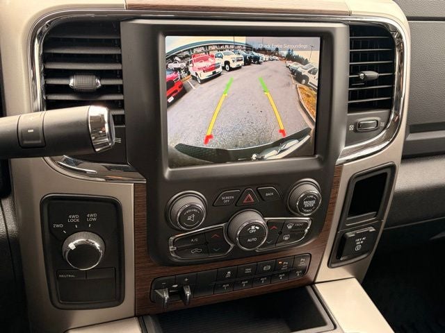 2017 RAM 3500 Laramie Crew Cab 4x4 6'4' Box