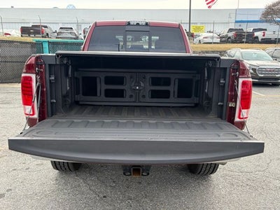 2017 RAM 3500 Laramie Crew Cab 4x4 6'4' Box