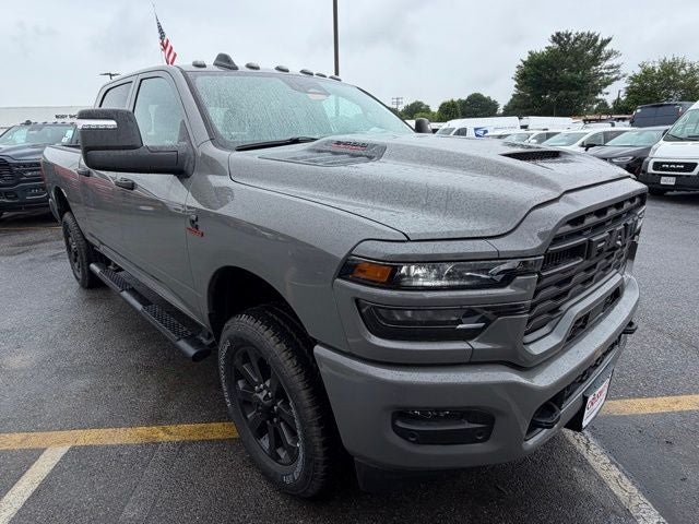 2026 RAM Ram 2500 RAM 2500 BLACK EXPRESS CREW CAB 4X4 6'4' BOX