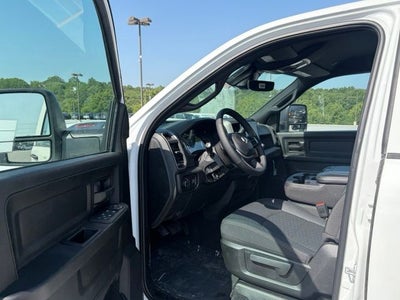 2026 RAM Ram 2500 RAM 2500 BLACK EXPRESS CREW CAB 4X4 6'4' BOX