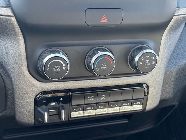 2024 RAM 2500 Tradesman Regular Cab 4x4 8' Box