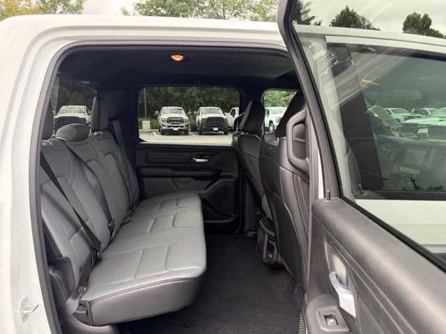 2026 RAM Ram 1500 RAM 1500 TRADESMAN CREW CAB 4X2 5'7' BOX