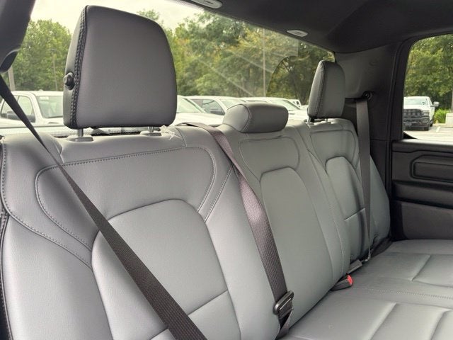 2026 RAM Ram 1500 RAM 1500 TRADESMAN CREW CAB 4X2 5'7' BOX