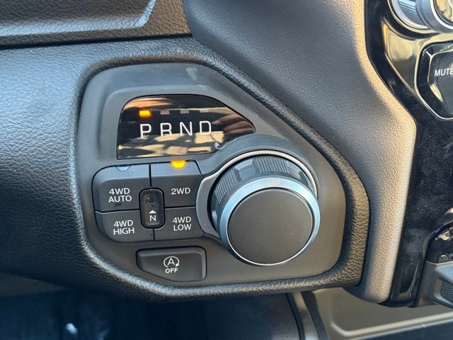 2025 RAM Ram 1500 RAM 1500 BIG HORN CREW CAB 4X4 5'7' BOX