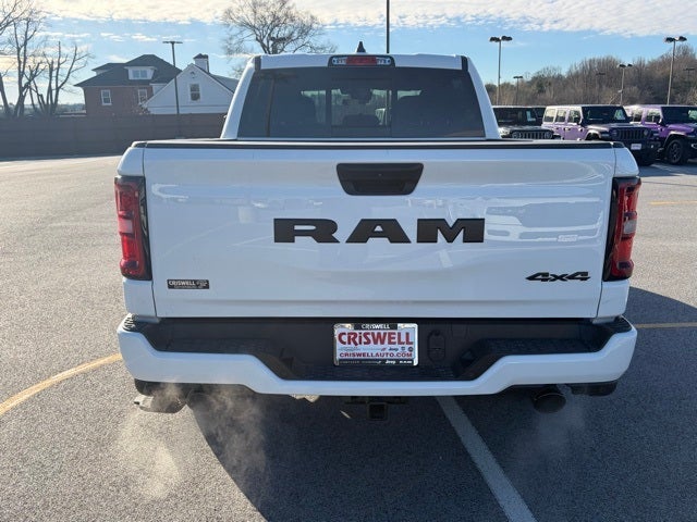 2026 RAM Ram 1500 RAM 1500 EXPRESS CREW CAB 4X4 5'7' BOX