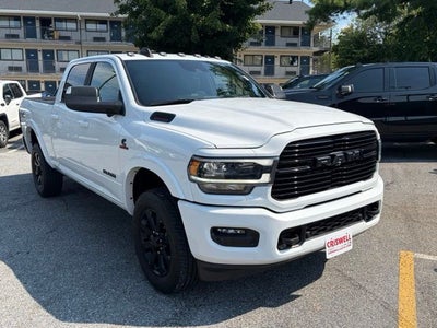 2021 RAM 2500 Laramie Crew Cab 4x4 6'4' Box